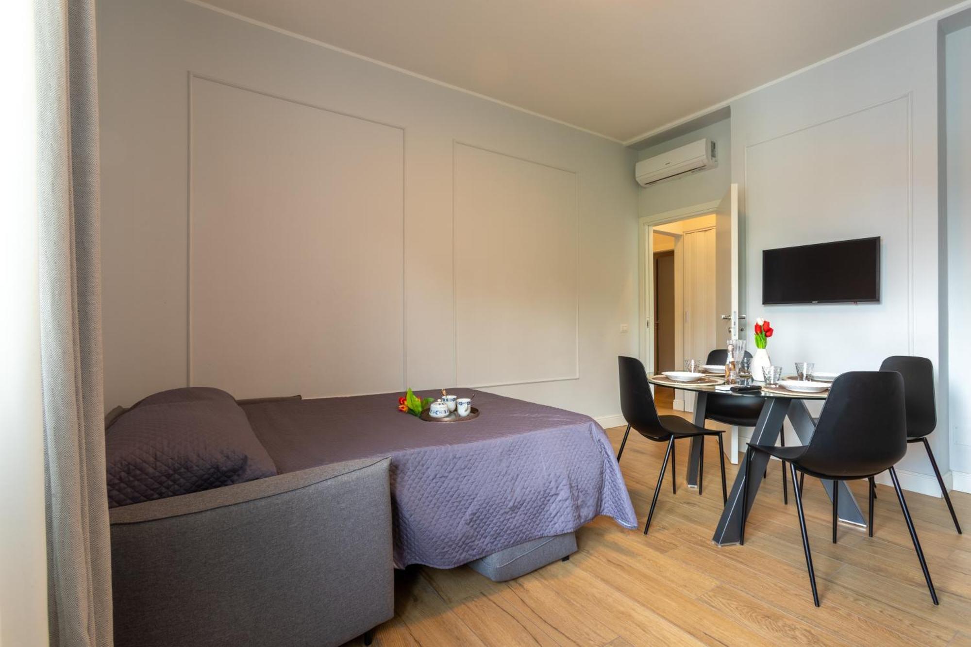 Lavarell - Exclusive Apartment Комо Екстериор снимка