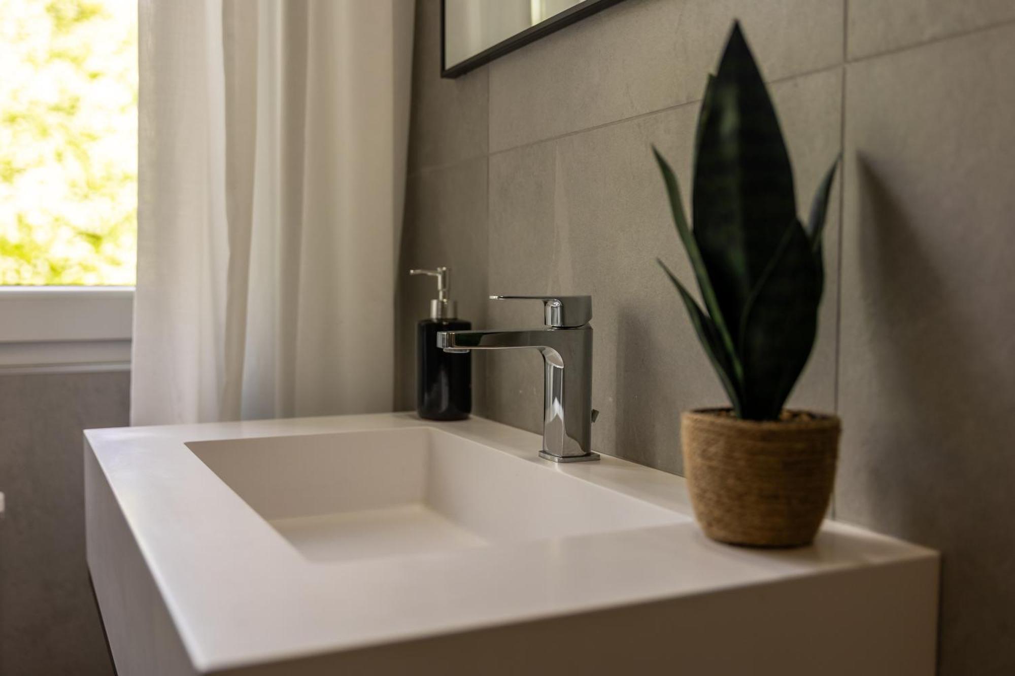 Lavarell - Exclusive Apartment Комо Екстериор снимка